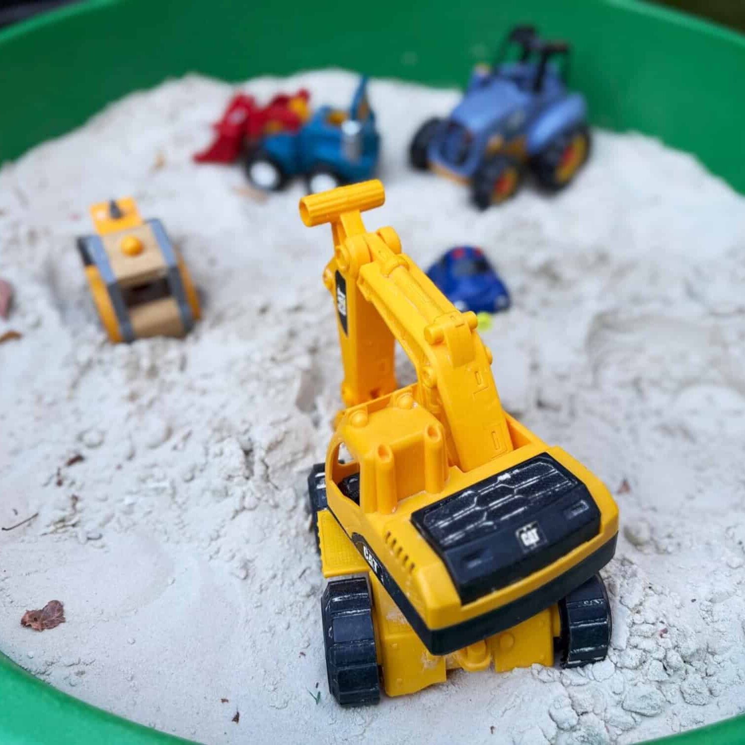 ArgyleRoad Digger in Sand